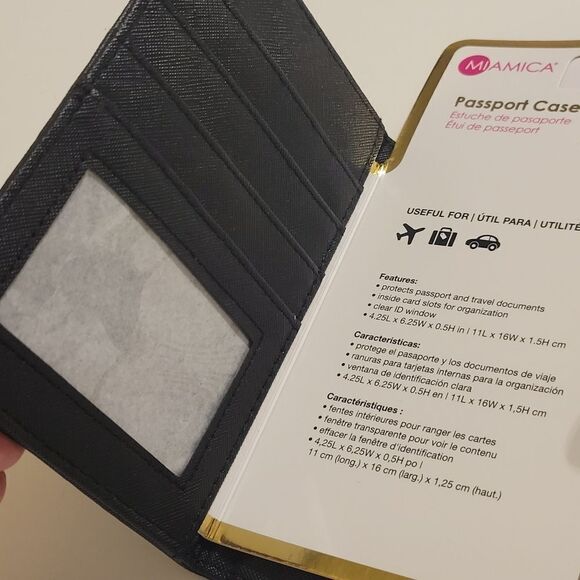 PASSPORT WALLET CREDIT CARD MAGENETIC CLOSE HOLDER COVER UPGRADE ME NEW NWT - Picture 10 of 13